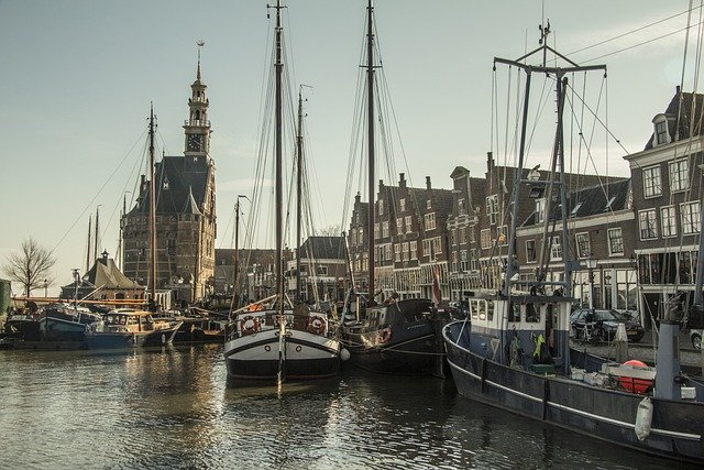 Wateroverlast in Nederland goeddeels voorbij