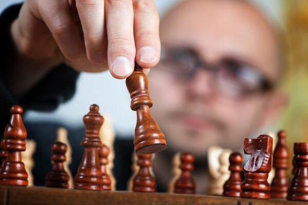 Strategie 2024-2030: aandacht voor maatschappelijke context