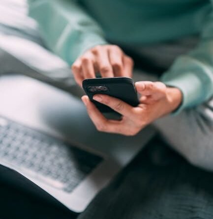 Gebruik digitale zorg stabiel, wel toename in aanbod hybride zorg, videobellen en AI